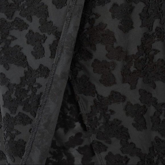 Aritzia Wilfred Black Floral Jacquard Open Back Blouse “Anvers” Sz XXS - Picture 5 of 9